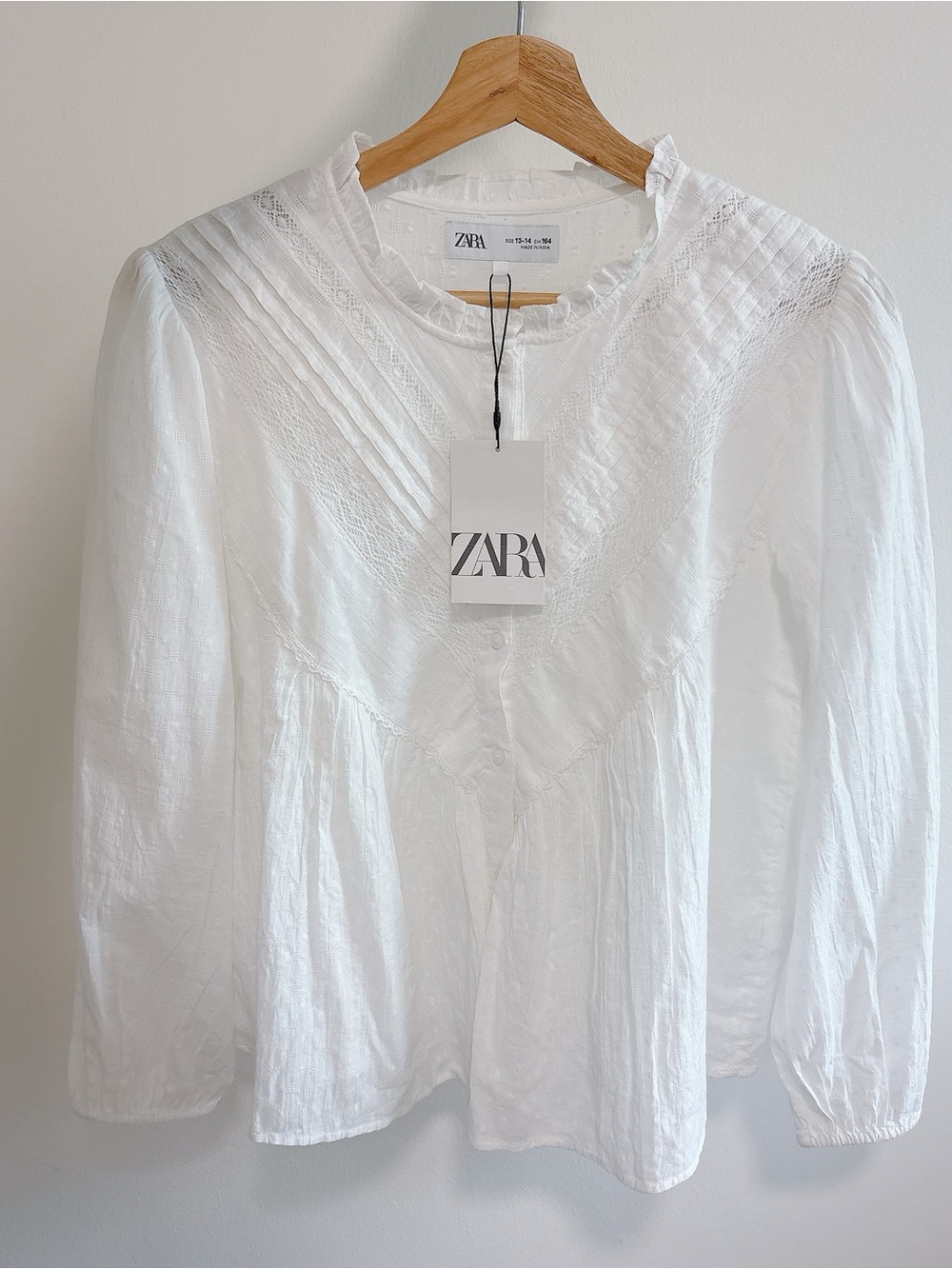 ZARA kids White Pintuck & Lace Yoke button down Blouse